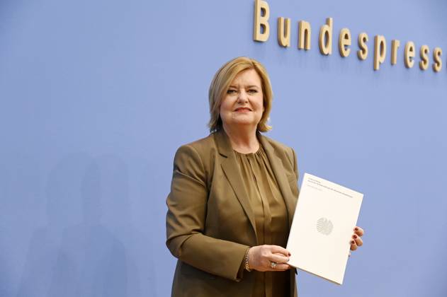 Eva Högl bei der Bundespressekonferenz Vorstellung des Jahresberichtes 2024 im Haus der Bundespressekonferenz. Berlin, 11.03.2025