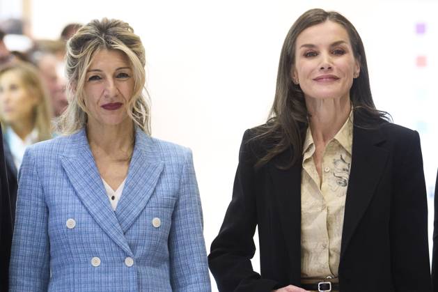 14-03-2025 Almeria Queen Letizia with Yolanda Diaz attend the presentation of the Princess of Girona arte 2025 award on the 2nd stage of the talent tour at the Meastro Padilla auditorium in Almeria. No Spain Â  Copyright: xPPEx