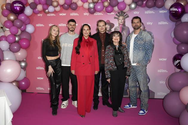 Bilder des Jahres 2025, Entertainment 03 März Entertainment Themen der Woche KW12 Entertainment Bilder des Tages Cheyenne Savannah Ochsenknecht, Nino Sifkovits, Natascha Ochsenknecht, Wilson Gonzalez Ochsenknecht, Bärbel Wierichs und Jimi Blue Ochsenknecht beim Photocall zum Start der 4. Staffel der TV-Serie Diese Ochsenknechts im International Club Berlin. Berlin, 20.03.2025