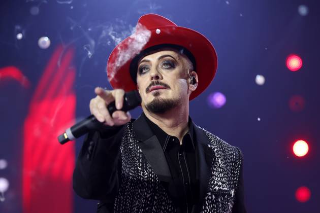Bilder des Jahres 2025, Entertainment 03 März Entertainment Themen der Woche KW12 Entertainment Bilder des Tages Sänger Boy George bei Die 80er live 2025 auf Schalke - die größte 80er Party der Welt in der Veltins Arena in Gelsenkirchen. Gelsenkirchen, 22.03.2025 NRW Deutschland Copyright: xChristophxHardtx