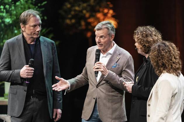 Verleihung des Comedy Preises Recklinghäuser Hurz 2025 ** NUR FÜR REDAKTIONELLE ZWECKE ** EDITORIAL USE ONLY **<p>Verleihung des Comedy Preises Recklinghäuser Hurz 2025 am Montag, 24. März 2025 im Festspielhaus in Recklinghausen. Die Jury bestehend aus Christoph Tesche, Isabel Varel und Achim Hagemann. Recklinghausen NRW Recklinghausen Copyright: StefanxArendx xFUNKExFotoxService