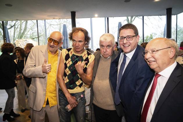 Verleihung des Comedy Preises Recklinghäuser Hurz 2025 ** NUR FÜR REDAKTIONELLE ZWECKE ** EDITORIAL USE ONLY **<p>Verleihung des Comedy Preises Recklinghäuser Hurz 2025 am Montag, 24. März 2025 im Festspielhaus in Recklinghausen. Gruppenbild vor Beginn der Show. Recklinghausen NRW Recklinghausen Copyright: StefanxArendx xFUNKExFotoxService