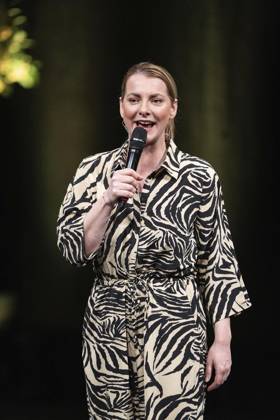Verleihung des Comedy Preises Recklinghäuser Hurz 2025 ** NUR FÜR REDAKTIONELLE ZWECKE ** EDITORIAL USE ONLY **<p>Verleihung des Comedy Preises Recklinghäuser Hurz 2025 am Montag, 24. März 2025 im Festspielhaus in Recklinghausen. Auftritt Kristina Bogdanski. Recklinghausen NRW Recklinghausen Copyright: StefanxArendx xFUNKExFotoxService