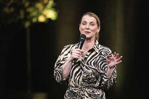 Verleihung des Comedy Preises Recklinghäuser Hurz 2025 ** NUR FÜR REDAKTIONELLE ZWECKE ** EDITORIAL USE ONLY **<p>Verleihung des Comedy Preises Recklinghäuser Hurz 2025 am Montag, 24. März 2025 im Festspielhaus in Recklinghausen. Auftritt Kristina Bogdanski. Recklinghausen NRW Recklinghausen Copyright: StefanxArendx xFUNKExFotoxService