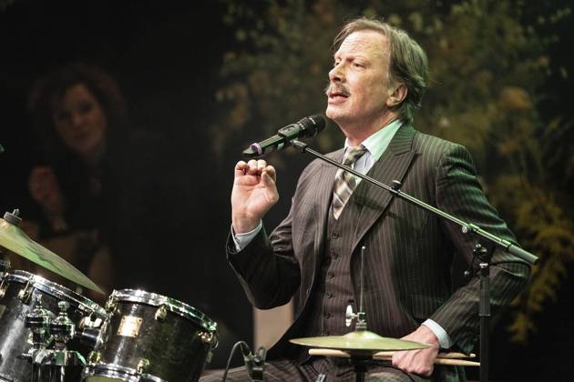 Verleihung des Comedy Preises Recklinghäuser Hurz 2025 ** NUR FÜR REDAKTIONELLE ZWECKE ** EDITORIAL USE ONLY **<p>Verleihung des Comedy Preises Recklinghäuser Hurz 2025 am Montag, 24. März 2025 im Festspielhaus in Recklinghausen. Pawel Popolski bei seinem Auftritt. Recklinghausen NRW Recklinghausen Copyright: StefanxArendx xFUNKExFotoxService