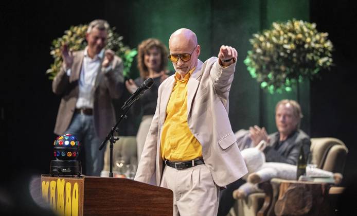 Verleihung des Comedy Preises Recklinghäuser Hurz 2025 ** NUR FÜR REDAKTIONELLE ZWECKE ** EDITORIAL USE ONLY **<p>Verleihung des Comedy Preises Recklinghäuser Hurz 2025 am Montag, 24. März 2025 im Festspielhaus in Recklinghausen. Mambo Kurt bei seinem Auftritt. Recklinghausen NRW Recklinghausen Copyright: StefanxArendx xFUNKExFotoxService