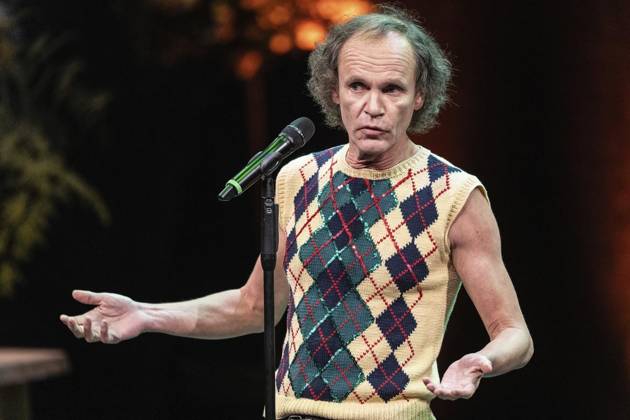 Verleihung des Comedy Preises Recklinghäuser Hurz 2025 ** NUR FÜR REDAKTIONELLE ZWECKE ** EDITORIAL USE ONLY **<p>Verleihung des Comedy Preises Recklinghäuser Hurz 2025 am Montag, 24. März 2025 im Festspielhaus in Recklinghausen. Olaf Schubert bei seiner Dankesrede. Recklinghausen NRW Recklinghausen Copyright: StefanxArendx xFUNKExFotoxService