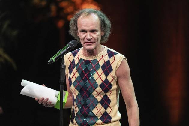 Verleihung des Comedy Preises Recklinghäuser Hurz 2025 ** NUR FÜR REDAKTIONELLE ZWECKE ** EDITORIAL USE ONLY **<p>Verleihung des Comedy Preises Recklinghäuser Hurz 2025 am Montag, 24. März 2025 im Festspielhaus in Recklinghausen. Olaf Schubert bei seiner Dankesrede. Recklinghausen NRW Recklinghausen Copyright: StefanxArendx xFUNKExFotoxService