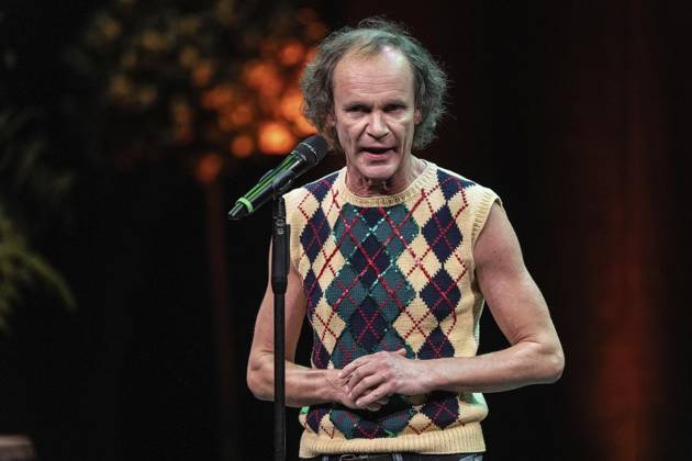 Verleihung des Comedy Preises Recklinghäuser Hurz 2025 ** NUR FÜR REDAKTIONELLE ZWECKE ** EDITORIAL USE ONLY **<p>Verleihung des Comedy Preises Recklinghäuser Hurz 2025 am Montag, 24. März 2025 im Festspielhaus in Recklinghausen. Olaf Schubert bei seiner Dankesrede. Recklinghausen NRW Recklinghausen Copyright: StefanxArendx xFUNKExFotoxService