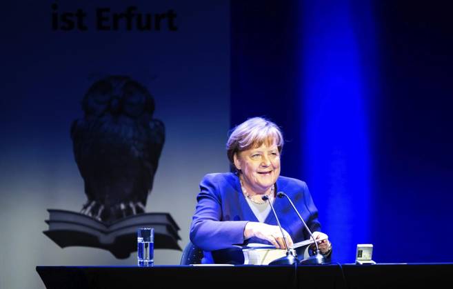 Bilder des Jahres 2025, Entertainment 03 März Entertainment Themen der Woche KW13 News Bilder des Tages Entertainment Bilder des Tages ** NUR FÜR REDAKTIONELLE ZWECKE ** EDITORIAL USE ONLY **<p>25 03 2025-Erfurt: Altbundeskanzlerin Angela Merkel (CDU) liest am Abend in der Alten Oper in Erfurt aus ihrem Buch Freiheit ( Deutschland Thueringen Erfurt Copyright: SaschaxFromm