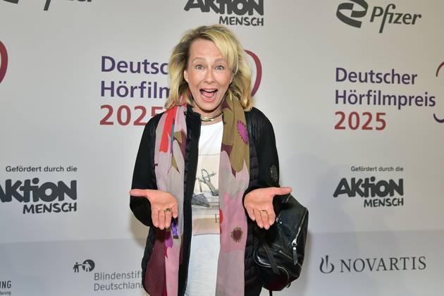 3. Deutschen Hörfilmpreis 2025. Debora Weigert Ankunft zum 23. Deutschen Hoerfilmpreis in Berlin, am 25.03.2025
