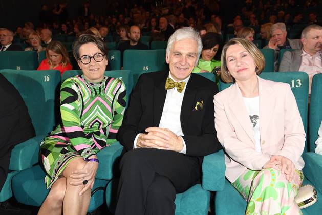 Christina Marx, Walter Sittler und Jette Foerster bei der Verleihung vom Deutschen Hoerfilmpreis am 25.03.2025 in Berlin Deutscher Hoerfilmpreis 2025 in Berlin