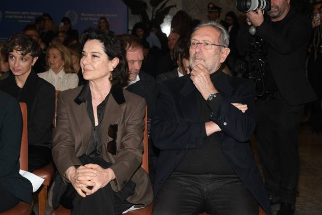 Rome, Palazzo Piacentini Mimit Aphrodite Award 2025 Rome, Palazzo Piacentini Mimit Aphrodite Award 2025, In the photo: Monica Guerritore Roberto Zaccaria Rome Italy  Copyright: xIPA ABACAx