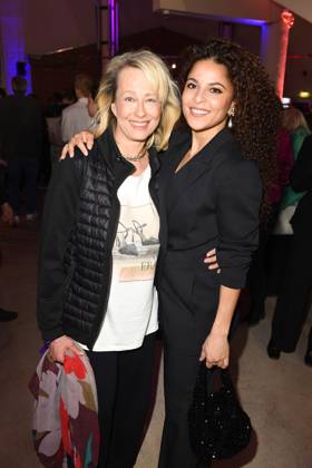 Debora Weigert und Patricia Meeden bei der Verleihung vom Deutschen Hoerfilmpreis am 25.03.2025 in Berlin Deutscher Hoerfilmpreis 2025 in Berlin