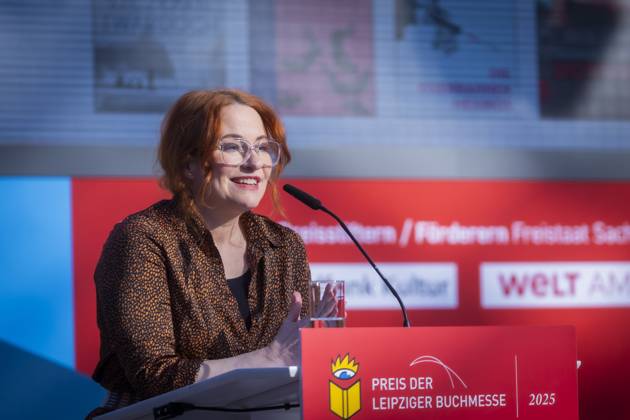 Leipziger Buchmesse In der neuen Messe präsentieren 2.040 Aussteller aus 45 Ländern die Neuheiten dieses Jahres. Die Messe steht in diesem Jahr unter dem Motto Â«Worte bewegen WeltenÂ». Gastland ist in diesem Jahr Norwegen. Preisverleihung der Leipziger Buchmesse 2025 Moderatorin Katrin Schumacher Leipzig Sachsen Deutschland