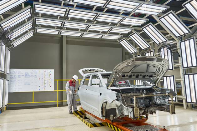 Skoda Auto opened the new assembly plant near ear the city of Ha Long in the northeast of Vietnam, March 26, 2025, together with its regional partner and investor, Thanh Cong Group (TC Group). The plant will assemble the Kushaq and Slavia models that are produced by Skoda s factory in India and it is planned to have a full capacity of 120,000 cars a year, TC Group chairman Nguyen Anh Tuan said at the opening of the plant. Pictured production in Ha Long, Vietnam, March 27, 2025. (CTKxPhoto MartinxSterba) CTKPhotoP2025032708821  CTKPhotoP2025032708821