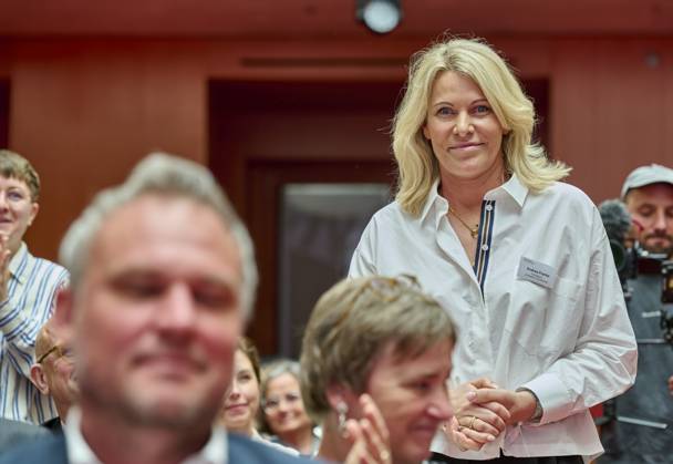 Deutscher Lehrkräftepreis - Vorbildliche Schulleitung EUR,Deutschland, Berlin, 31.03.2025: Andrea Franke von der Willy-Brandt Schule Berlin. Unterricht Innovativ 2024 - Deutscher Lehrkräftepreis wird in der Wettbewerbskategorie Vorbildliche Schulleitung wird mit drei Preisen geehrt. Der 1. Preis geht an Andrea Franke von der Willy-Brandt Schule in Berlin-Wedding einer Integrierten Sekundarschule. Der 2. Preis geht an Carten Bangert, Philipp Wetzel und Markus Burster von der Maria-Gress-Schule in Ilffezheim einer Verbundschule aus Baden-Württemberg sowie der 3.Preis an Nicole Verdenhalven von der Rahel-Hirsch-Schule einem Oberstufenzentrum (Berufle Schule) aus Berlin-Marzahn Hellersdorf.