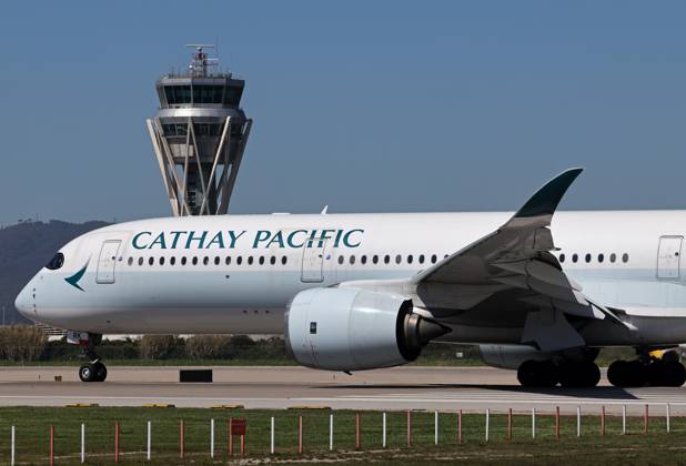 Cathay Pacific restored Its Barcelona-Hong Kong route The company Cathay Pacific restores its route between Barcelona and Hong Kong with the arrival at El Prat airport of an Airbus A350-941, in Barcelona, Spain, on March 31, 2025. Barcelona Barcelona Spain Copyright: xUrbanandsportx originalFilename: urbanandsport-cathaypa250331_npr5s