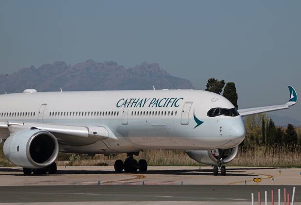 Cathay Pacific restored Its Barcelona-Hong Kong route The company Cathay Pacific restores its route between Barcelona and Hong Kong with the arrival at El Prat airport of an Airbus A350-941, in Barcelona, Spain, on March 31, 2025. Barcelona Barcelona Spain Copyright: xUrbanandsportx originalFilename: urbanandsport-cathaypa250331_npwAI