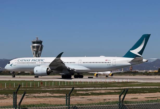 Cathay Pacific restored Its Barcelona-Hong Kong route The company Cathay Pacific restores its route between Barcelona and Hong Kong with the arrival at El Prat airport of an Airbus A350-941, in Barcelona, Spain, on March 31, 2025. Barcelona Barcelona Spain Copyright: xUrbanandsportx originalFilename: urbanandsport-cathaypa250331_npYIz