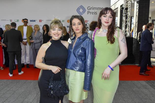 Jana Forkel, Elsa van Damke, Marie Bloching, (Angemessen Angry) zu Gast bei der Verleihung des 61.Grimme Preis am 04.04.2025 in Marl NRW Deutschland