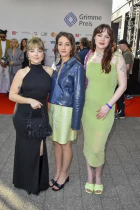 Jana Forkel, Elsa van Damke, Marie Bloching, (Angemessen Angry) zu Gast bei der Verleihung des 61.Grimme Preis am 04.04.2025 in Marl NRW Deutschland
