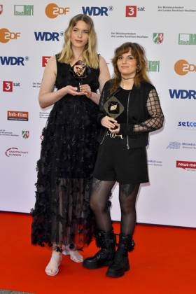 Isabell Beer, Isabel Stroeh Preistraegerinnen zu Gast bei der Verleihung des 61.Grimme Preis am 04.04.2025 in Marl NRW Deutschland