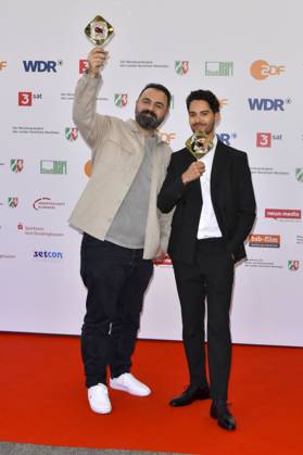Bilal Bahadir, Cagdas Eren Yueksel ( Uncivilized ) Preistraeger zu Gast bei der Verleihung des 61.Grimme Preis am 04.04.2025 in Marl NRW Deutschland