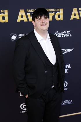 Isaak Guderian bei der Verleihung des 25. Radio Regenbogen Award 2025 in der Europa-Park Arena. Rust, 04.04.2025
