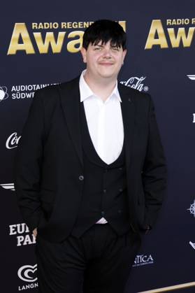Isaak Guderian bei der Verleihung des 25. Radio Regenbogen Award 2025 in der Europa-Park Arena. Rust, 04.04.2025