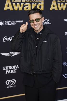 Nico Santos bei der Verleihung des 25. Radio Regenbogen Award 2025 in der Europa-Park Arena. Rust, 04.04.2025