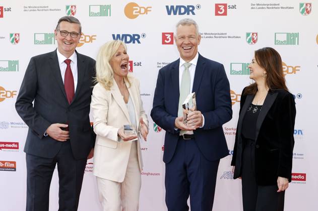Martin Rabanus, Ulrike von der Groeben, Peter Kloeppel und Cigdem Uzunoglu bei der 61. Verleihung des Grimme Preises 2025 im Theater Marl. Marl, 04.04.2025