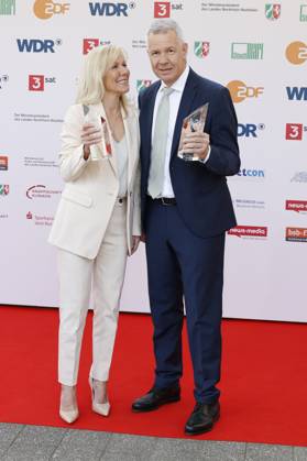 Ulrike von der Groeben und Peter Kloeppel bei der 61. Verleihung des Grimme Preises 2025 im Theater Marl. Marl, 04.04.2025