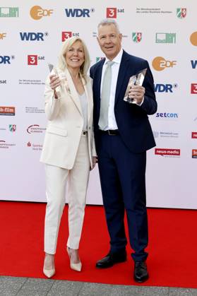 Ulrike von der Groeben und Peter Kloeppel bei der 61. Verleihung des Grimme Preises 2025 im Theater Marl. Marl, 04.04.2025