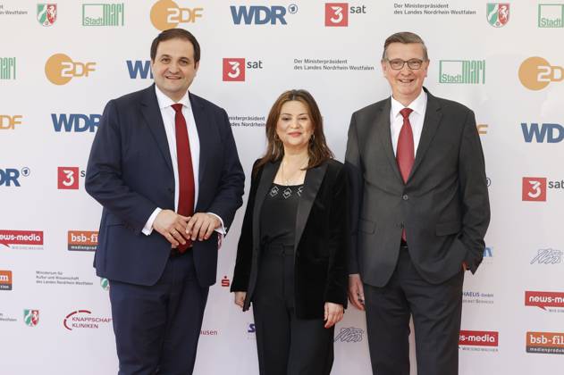 Nathanael Liminski, Cigdem Uzunoglu und Martin Rabanus bei der 61. Verleihung des Grimme Preises 2025 im Theater Marl. Marl, 04.04.2025