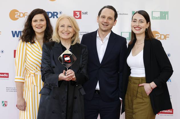 Sophie Averkamp, Maren Kroymann, Sebastian Colley und Maira Inselmann bei der 61. Verleihung des Grimme Preises 2025 im Theater Marl. Marl, 04.04.2025