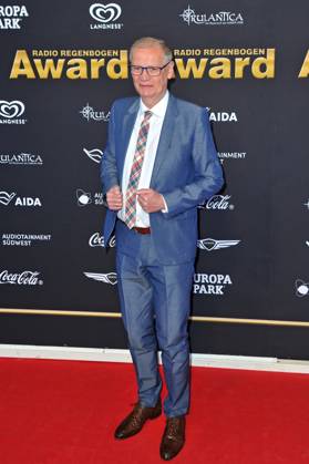 RADIO REGENBOGEN AWARD 2025. Günther Jauch anläßlich der Verleihung des Medienpreises aus Baden-Württemberg Radio Regenbogen Award am 04.04.2025 im Europapark Rust. 20250404MWI034410