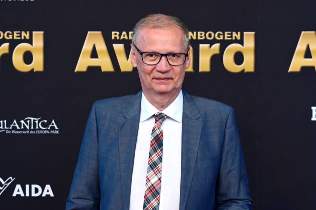 RADIO REGENBOGEN AWARD 2025. Günther Jauch anläßlich der Verleihung des Medienpreises aus Baden-Württemberg Radio Regenbogen Award am 04.04.2025 im Europapark Rust. 20250404MWI0351801