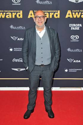 RADIO REGENBOGEN AWARD 2025. Hannes Ringlstetter anläßlich der Verleihung des Medienpreises aus Baden-Württemberg Radio Regenbogen Award am 04.04.2025 im Europapark Rust. 20250404MWI034492