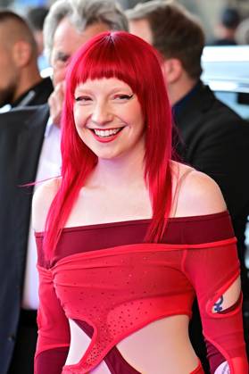RADIO REGENBOGEN AWARD 2025. Sophie Louise Scott ( Sophie and the Giants ) anläßlich der Verleihung des Medienpreises aus Baden-Württemberg Radio Regenbogen Award am 04.04.2025 im Europapark Rust. 20250404MWI034918