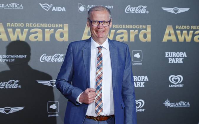Rust, Germany - April 04, 2025: The 25th Radio Regenbogen Award at Europa-Park with TV Host Guenther Jauch 25th Radio Regenbogen Award at Europa-Park
