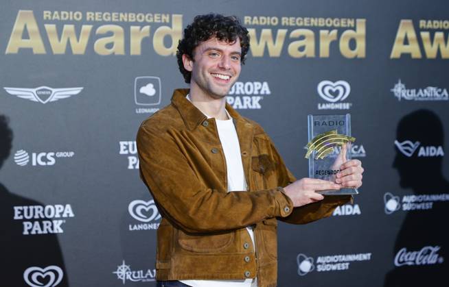 Rust, Germany - April 04, 2025: The 25th Radio Regenbogen Award at Europa-Park with Musician Mark Ambor 25th Radio Regenbogen Award at Europa-Park