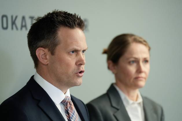 Finansministeren moter toppledere fra DNB og NHO Oslo 20250408. DNB-sjef Kjerstin Braathen NHO-sjef Ole Erik Amlid, Martin Bech Holte og Tone Sofie Aglen pa finansnaeringens dag. Fredrik Skavlan t.h. Foto: Javad Parsa NTB Oslo Norge TDGhPQspB1A EDITORIAL USE ONLY Ref:_POLTDGhPQspB1A.jpg Copyright: xJavadxParsax xNTBx