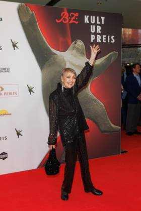 Preisverleihung - B.Z.-Kulturpreis Barbara Schöne beim B.Z.-Kulturpreis 2025 im Theater am Potsdamer Platz am 08.04.2025 in Berlin. Copyright: xEventpressxKochanx