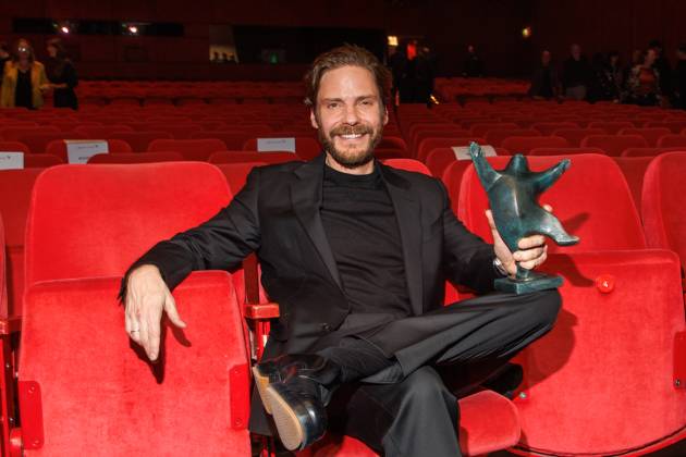 Preisverleihung - B.Z.-Kulturpreis Daniel Brühl beim B.Z.-Kulturpreis 2025 im Theater am Potsdamer Platz am 08.04.2025 in Berlin. Copyright: xEventpressxKochanx