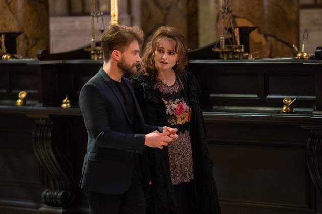 Harry Potter 20th Anniversary: Return to Hogwarts (2022) - filmstill Helena Bonham Carter & Daniel Radcliffe Harry Potter 20th Anniversary: Return to Hogwarts (2022) EDITORIAL USE ONLY Copyright: xNickxWallx