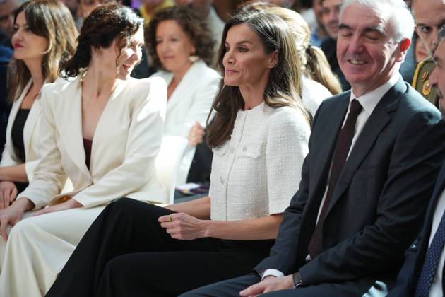 Queen Letizia and Isabel Diaz Ayuso during the presentation of the children s and young adult literature awards El Barco de Vapor and Gran Angular in Madrid, Madrid, April 24, 2025 Cordon Press 