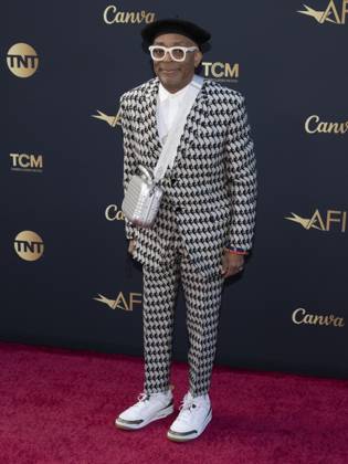 April 26, 2025, Hollywood, California, USA: Spike Lee attends the AFI Life Achievement Award Ceremony Honoring Francis Ford Coppola. Hollywood USA - ZUMAb173 20250426_aap_b173_037 Copyright: xBillyxBennightx