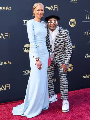 50th Annual AFI Life Achievement Award 2025 Honoring Francis Ford Coppola Tonya Lewis Lee and husband Spike Lee arrive at the 50th Annual AFI (American Film Institute) Life Achievement Award Honoring Francis Ford Coppola held at the Dolby Theatre in Hollywood, Los Angeles, California, United States. Dolby Theatre, Hollywood, Los Angeles, California, USA California United States  Copyright: xImagexPressxAgencyx originalFilename: collin-50thannu250427_np5P8.jpg