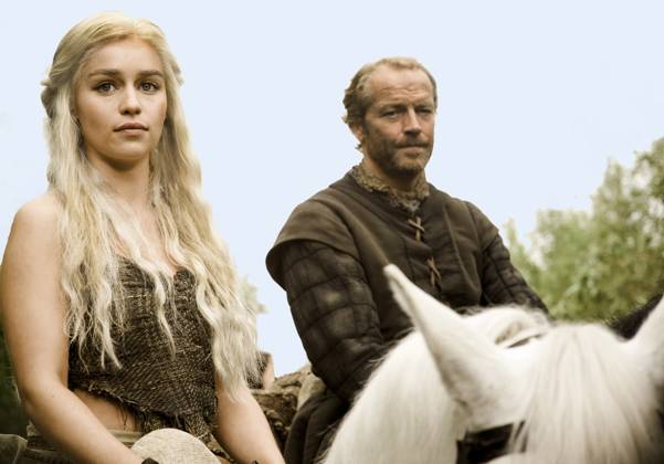 Game of Thrones - filmstill EMILIA CLARKE & LAIN GLEN in Game of Thrones EDITORIAL USE ONLY Copyright: xFSN-Bx